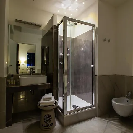Bed & Breakfast Album Boutique 2*