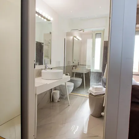 Album Boutique 萨萨里