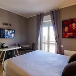 Album Boutique לינה וארוחת בוקר 4*