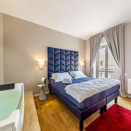 Bed & Breakfast Album Boutique