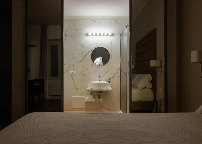 Album Boutique Bed & Breakfast 4*